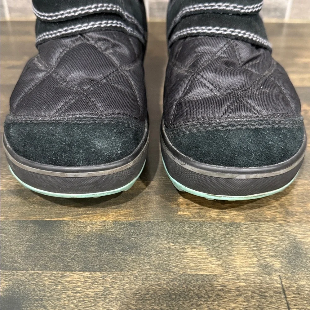 Sorel Glacy Explorer Shortie Boot Black and Mint Size‎ 7.5